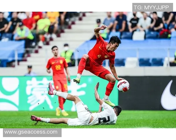 男足国家队备战奥预赛遭遇新挑战,主力中场受伤将接受手术治疗 男足国家队备战奥预赛遭遇新挑战,主力中场受伤将接受手术治疗