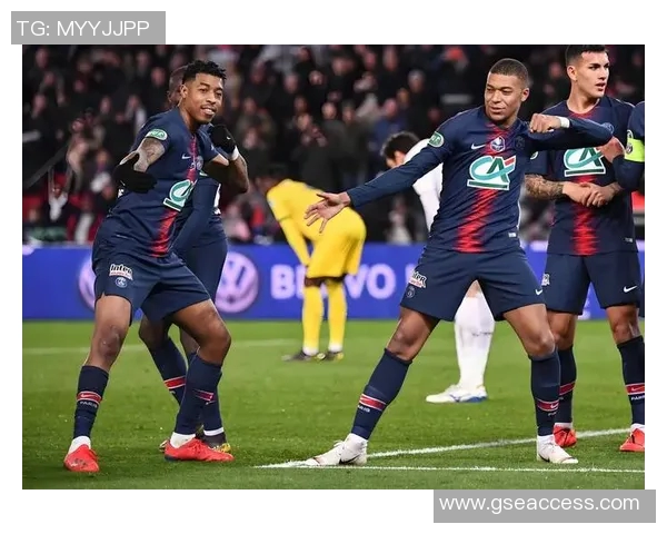 利物浦与巴黎圣曼对决阵容分析及球员状态评估 利物浦与巴黎圣曼对决阵容分析及球员状态评估